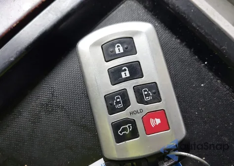 2011 Toyota Sienna Xle from USA, damaged, VIN 5TDDK3DC0BS017351